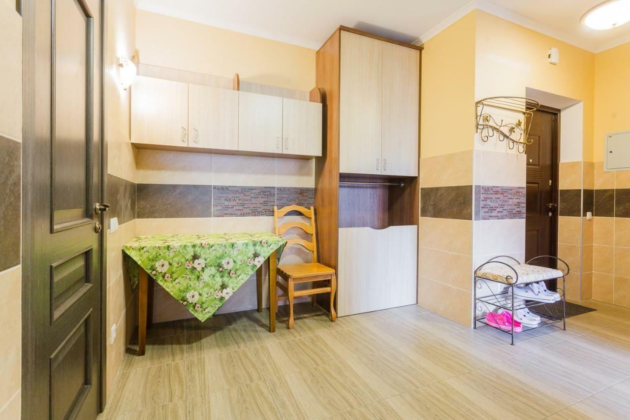 Солнечная Квартира На Ломоносова 71, Вднх Kiev Buitenkant foto